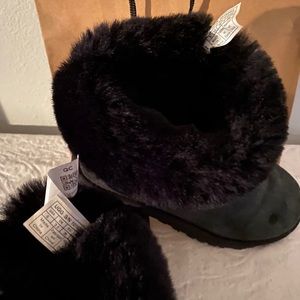 UGG Classic Short Wool lined leather Boot